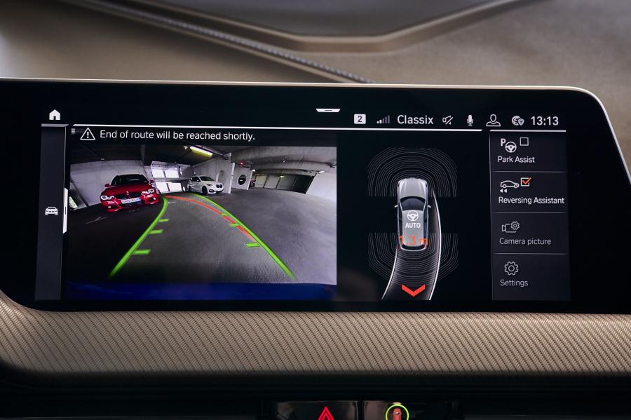 Детали интерьера BMW M135i xDrive (F40) 2019 года  (WW) (фото 163 из 189)